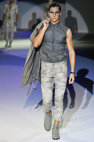 Emporio Armani / - 2011